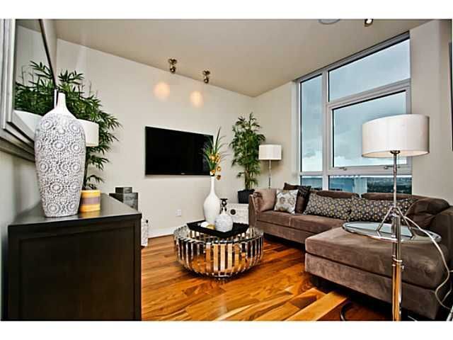Spectacular 30th Floor Penthouse Oasis in the Sky! CIP202 - Photo 13
