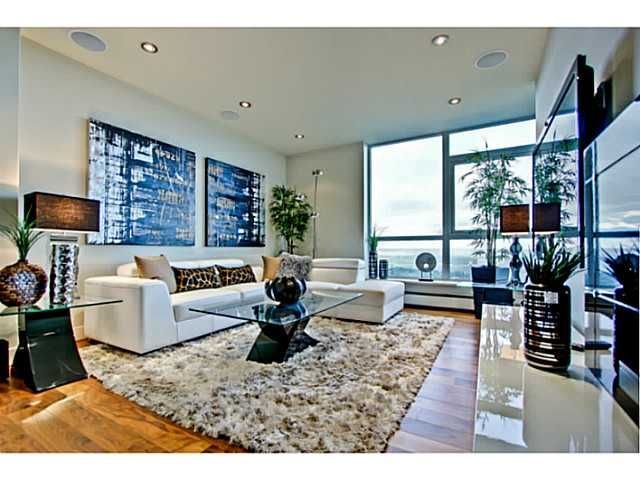 Spectacular 30th Floor Penthouse Oasis in the Sky! CIP202 - Photo 14