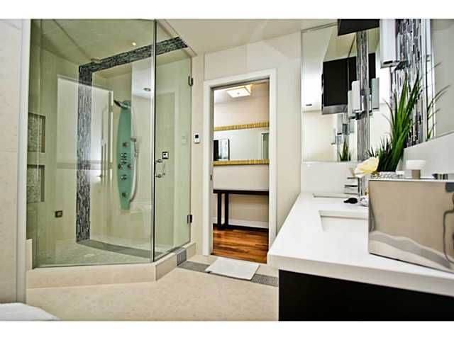 Spectacular 30th Floor Penthouse Oasis in the Sky! CIP202 - Photo 17