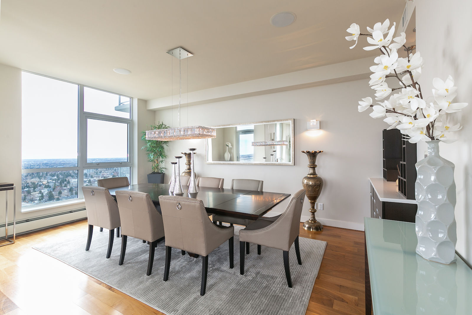 Spectacular 30th Floor Penthouse Oasis in the Sky! CIP202 - Photo 29