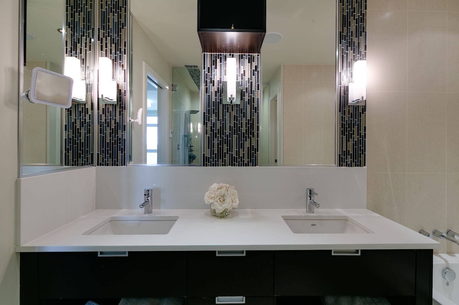 Spectacular 30th Floor Penthouse Oasis in the Sky! CIP202 - Photo 40