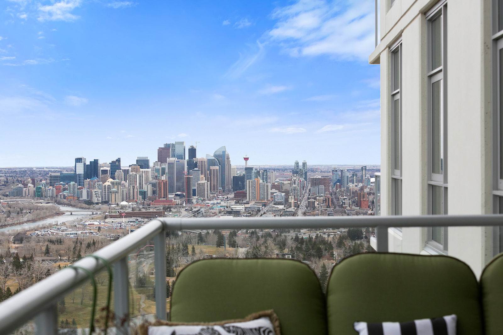 Spectacular 30th Floor Penthouse Oasis in the Sky! CIP202 - Photo 60