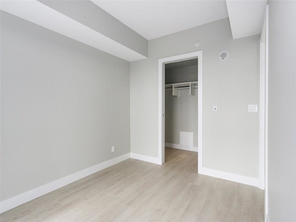 Cozy & Convenient 1 Bed Condo in The Guardian (CIP153) - Photo 6