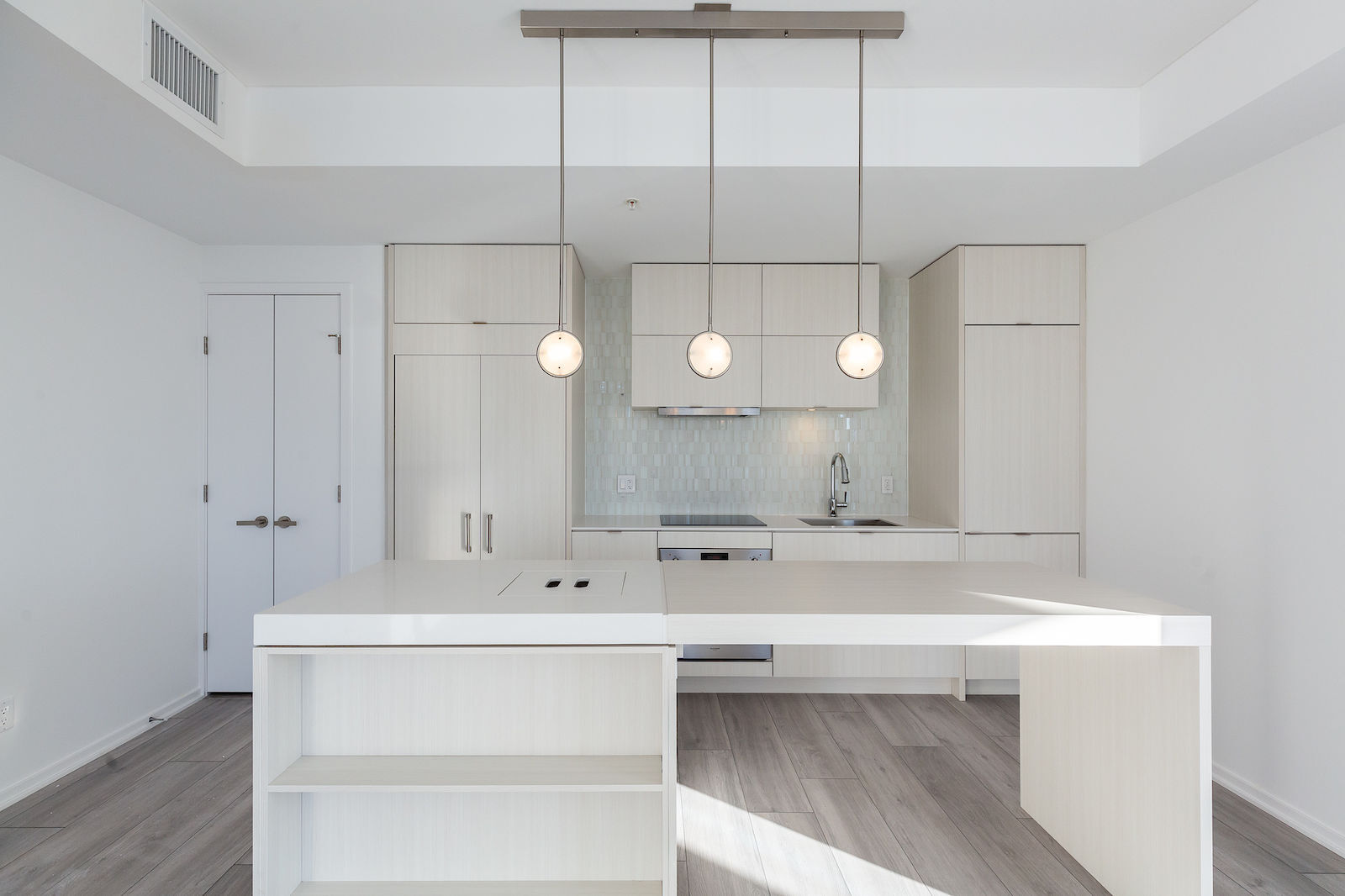 1702, 615 6 Ave SE (CIP188)