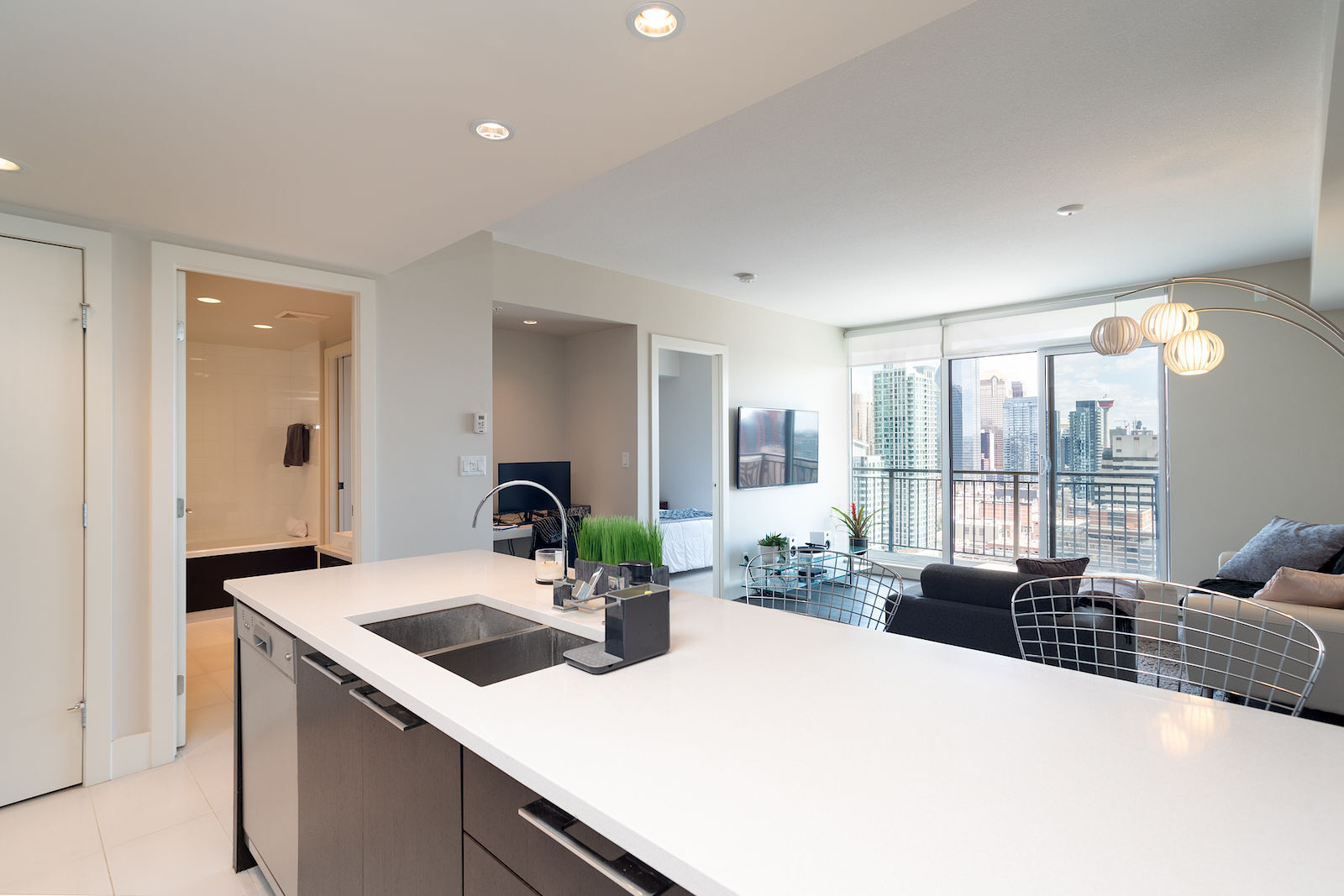 21st Floor 1 Bedroom Condo with Stunning City Views CIP193 - Photo 4