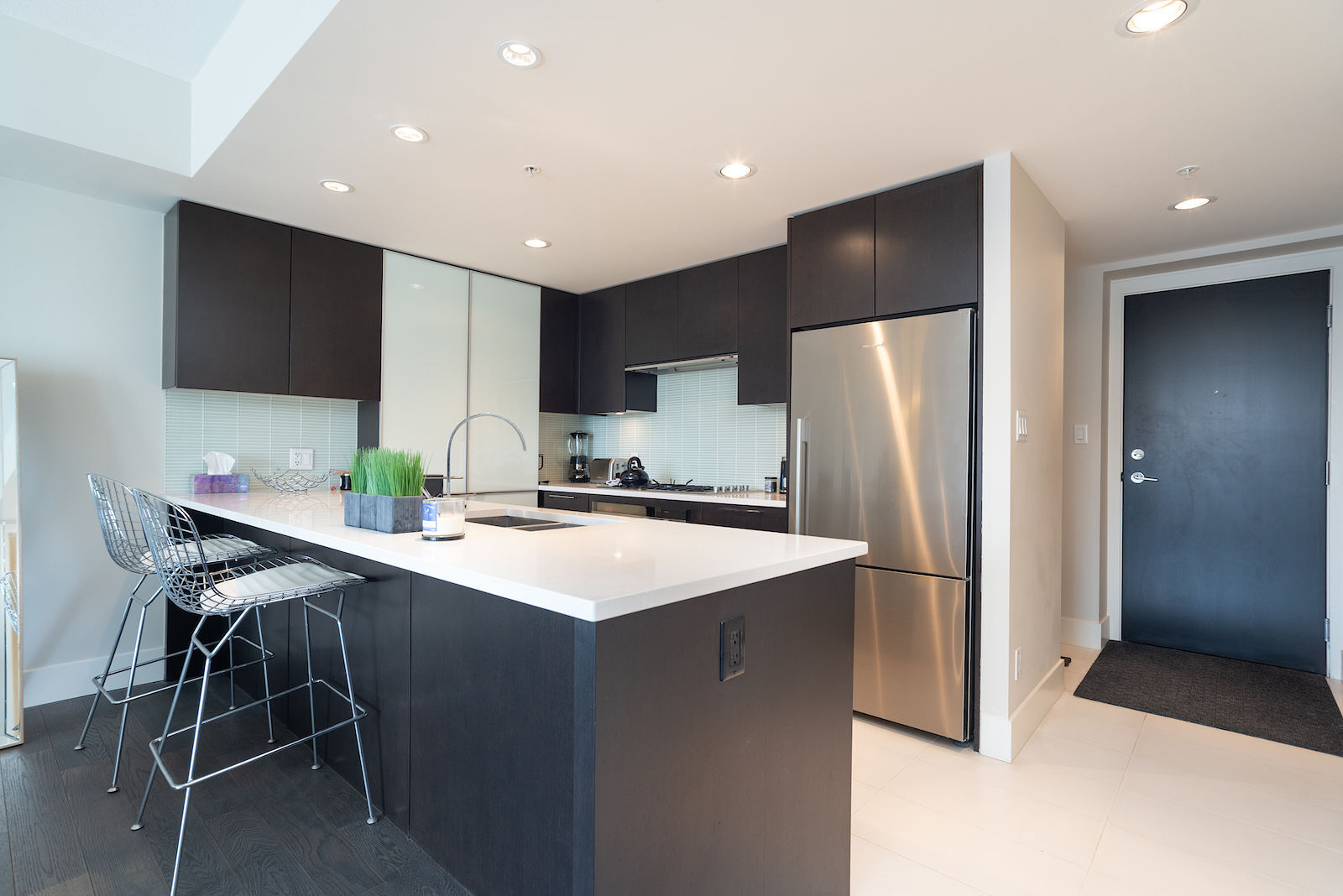 21st Floor 1 Bedroom Condo with Stunning City Views CIP193 - Photo 7