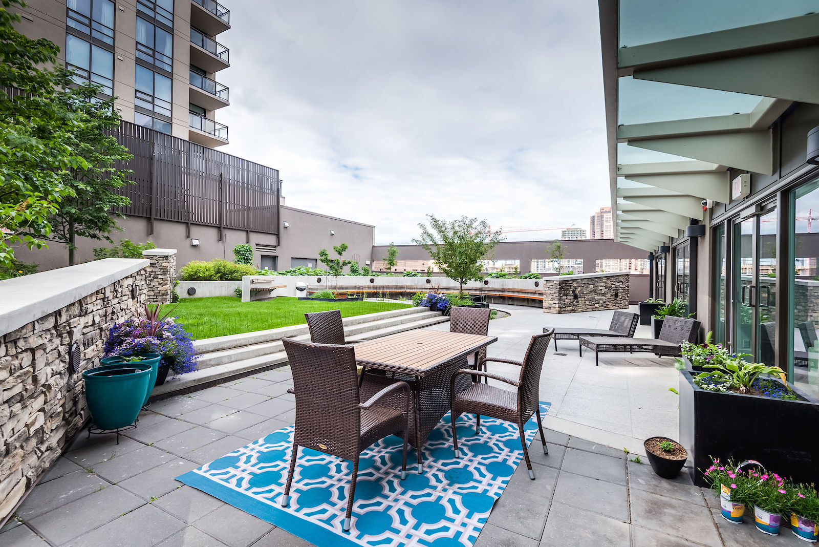 21st Floor 1 Bedroom Condo with Stunning City Views CIP193 - Photo 30