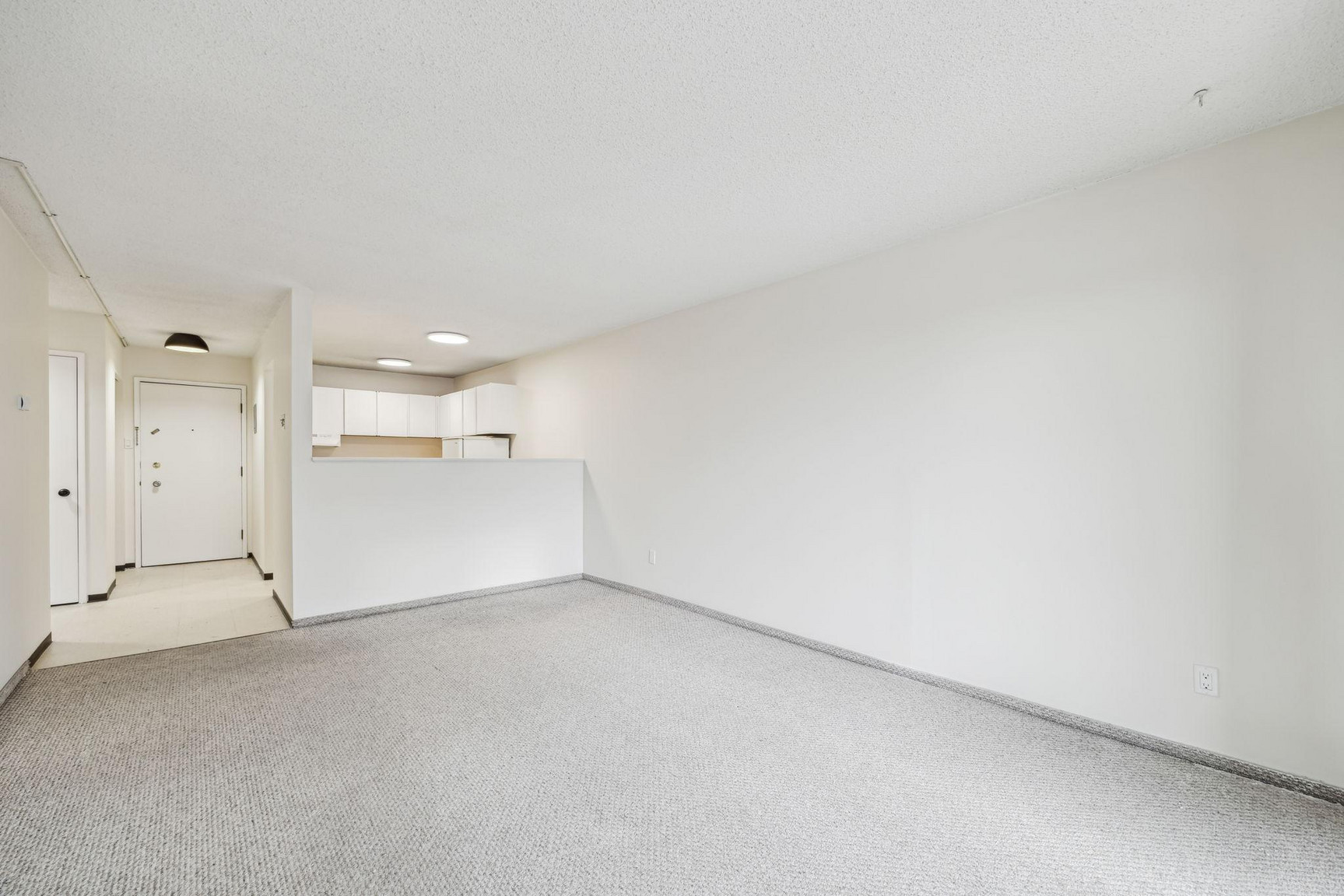Wonderful 1 Bedroom Condo Across from Chinook Mall! (CP102) - Photo 11