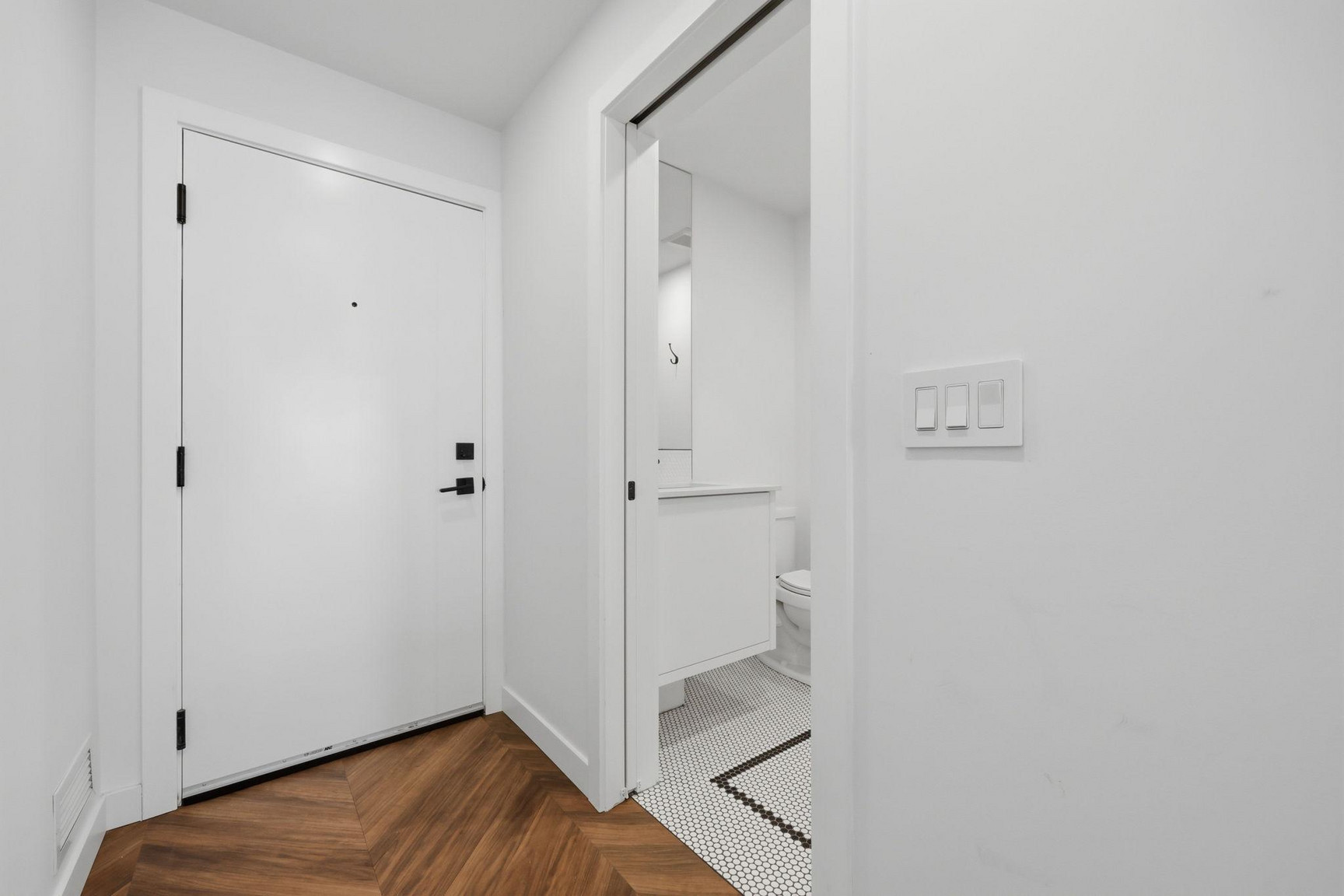 304, 8445 Broadcast Ave SW (CP116) - Photo 2