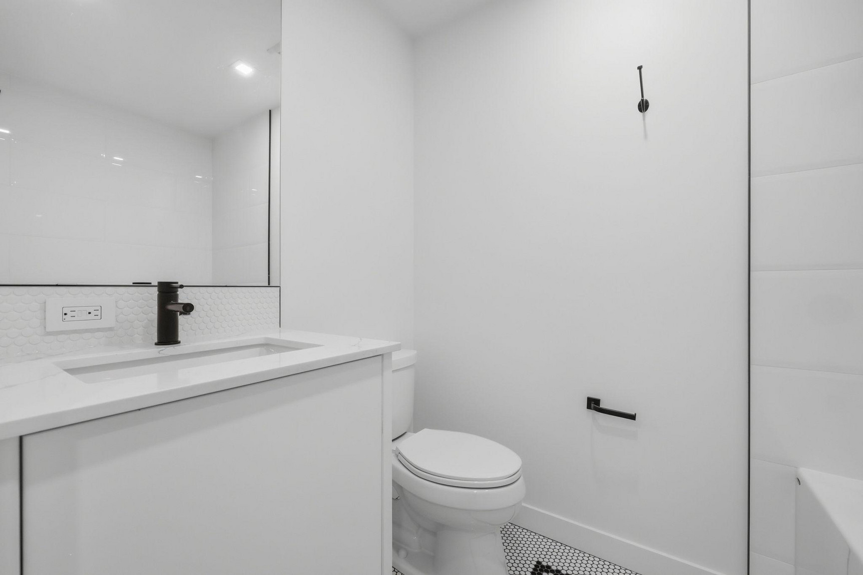 304, 8445 Broadcast Ave SW (CP116) - Photo 12