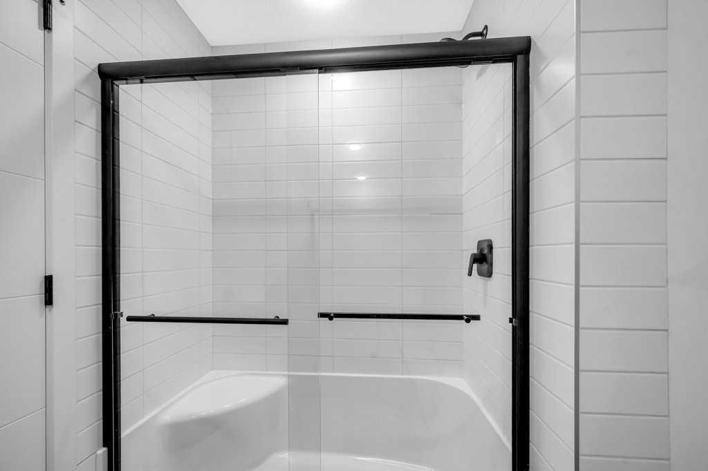 #605, 3932 University Ave NW (IP136) - Photo 6
