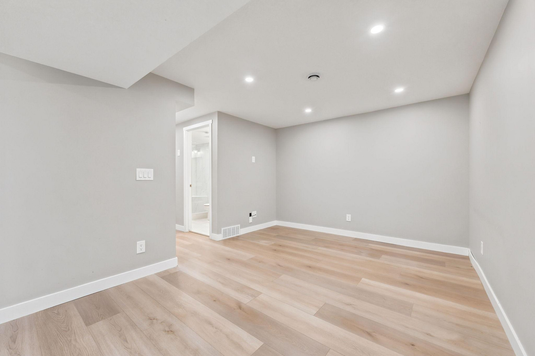 44 Deer Lane Close SE Basement  CIP144B - Photo 6
