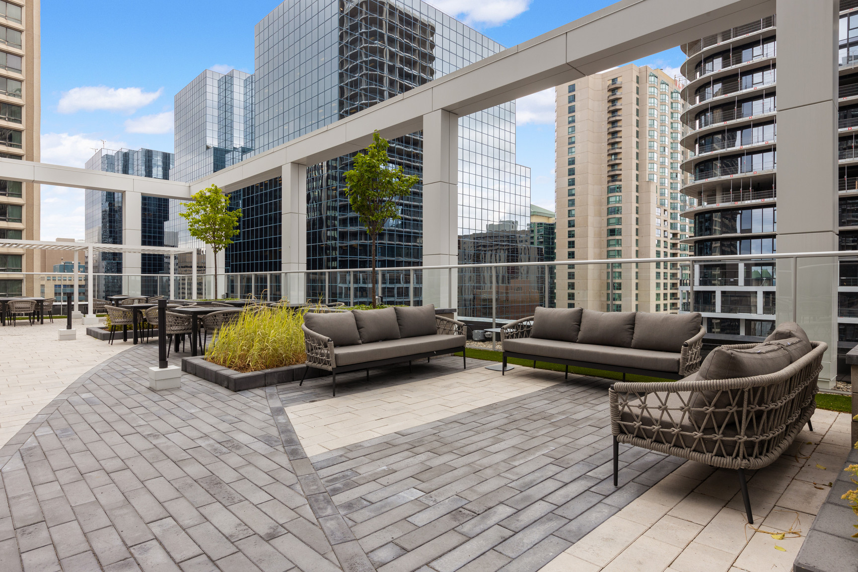 Skye Rentals - Photo 13
