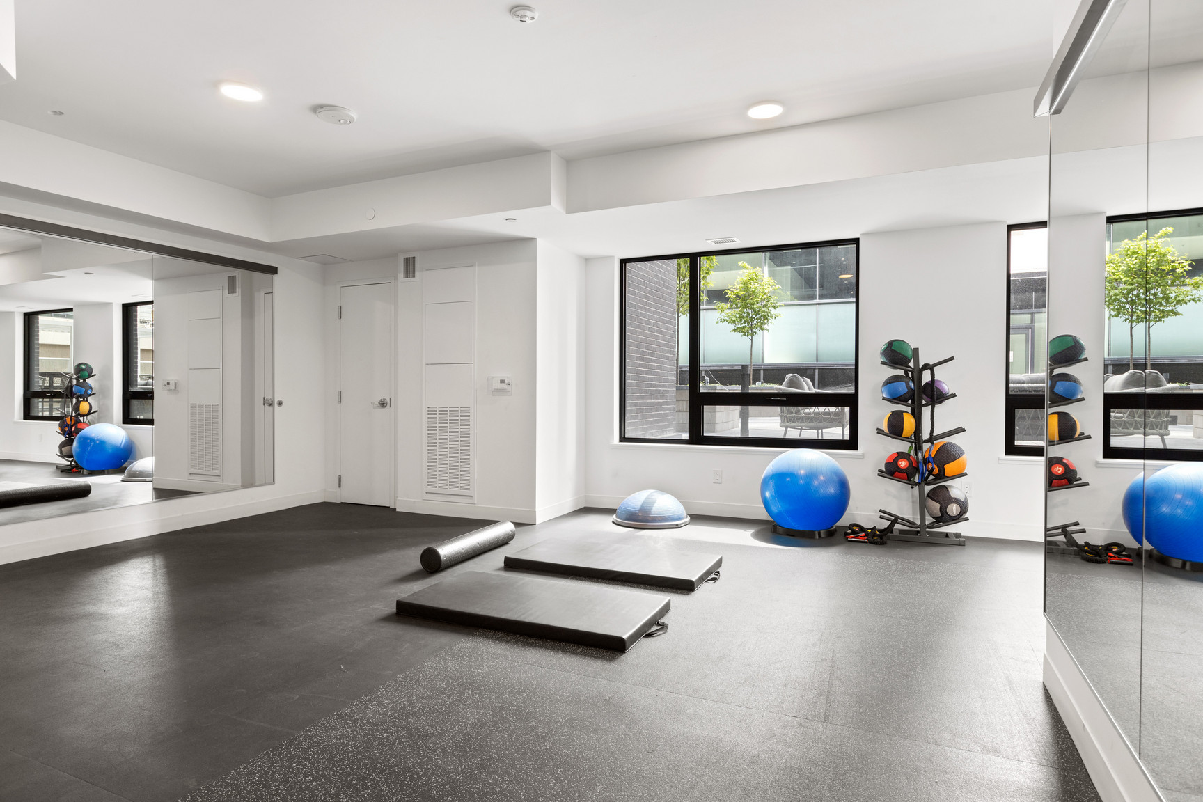 Skye Rentals - Photo 40