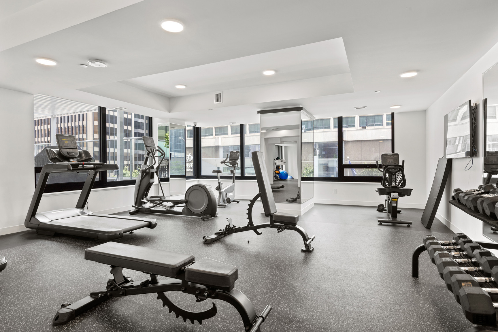 Skye Rentals - Photo 12