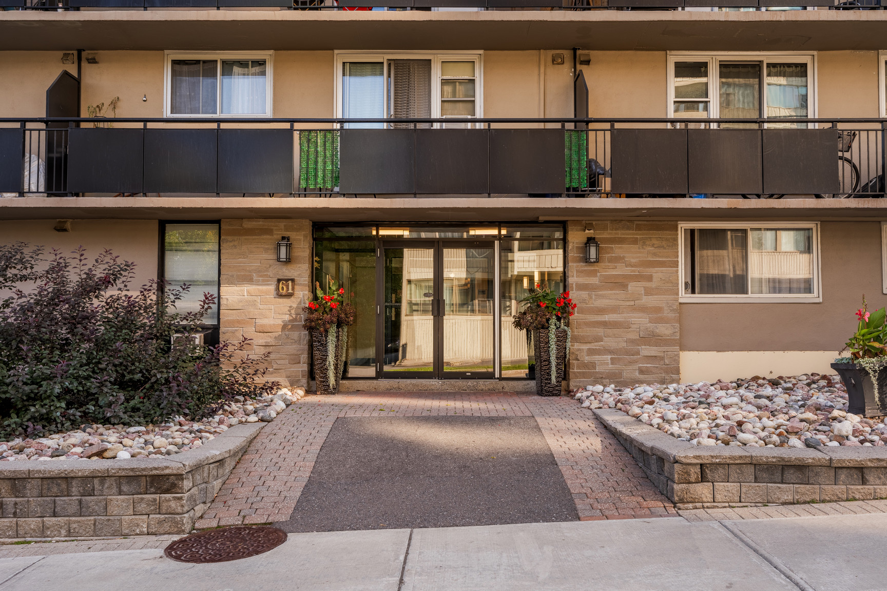 61 McEwen - Photo 8