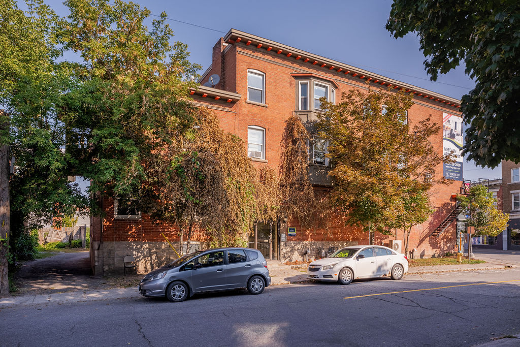 The Glebe Apartments - Photo 7