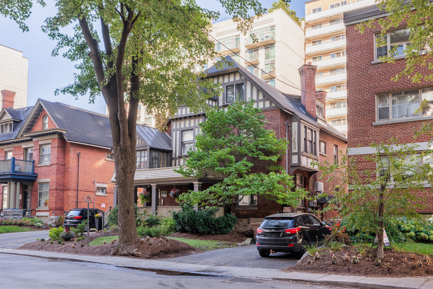Elgin Street Apartments - Photo 29