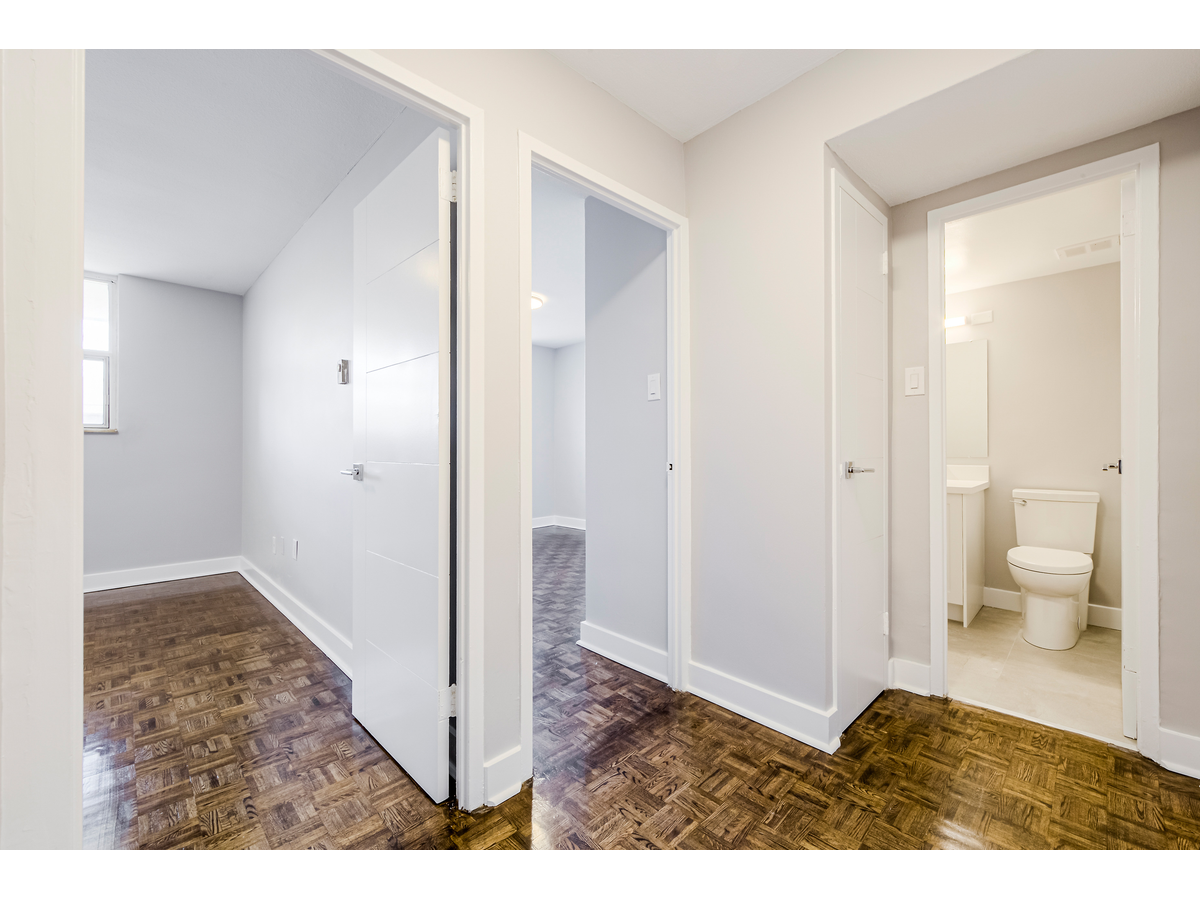 70 Park Street East - Photo 10