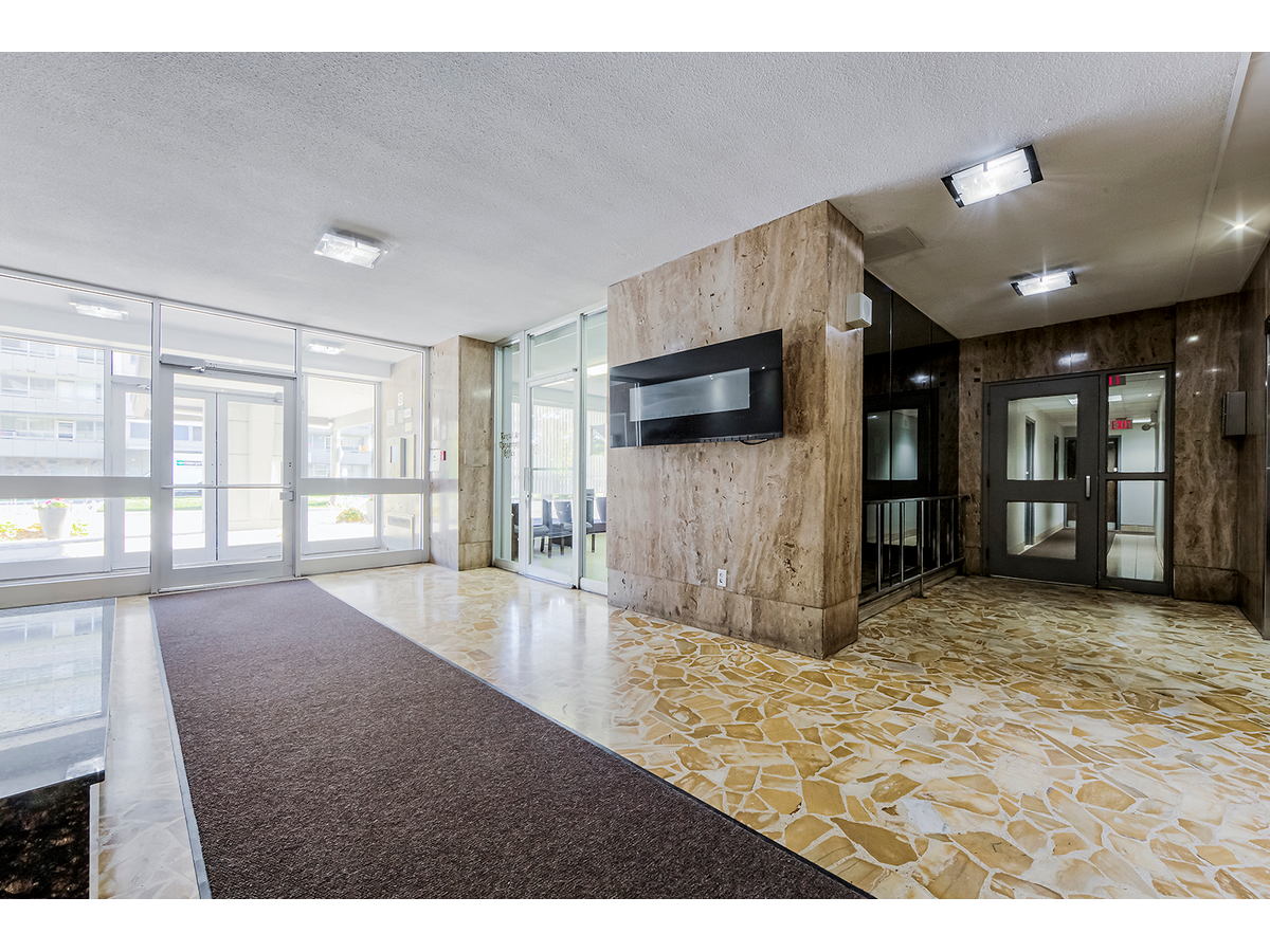 70 Park Street East - Photo 19
