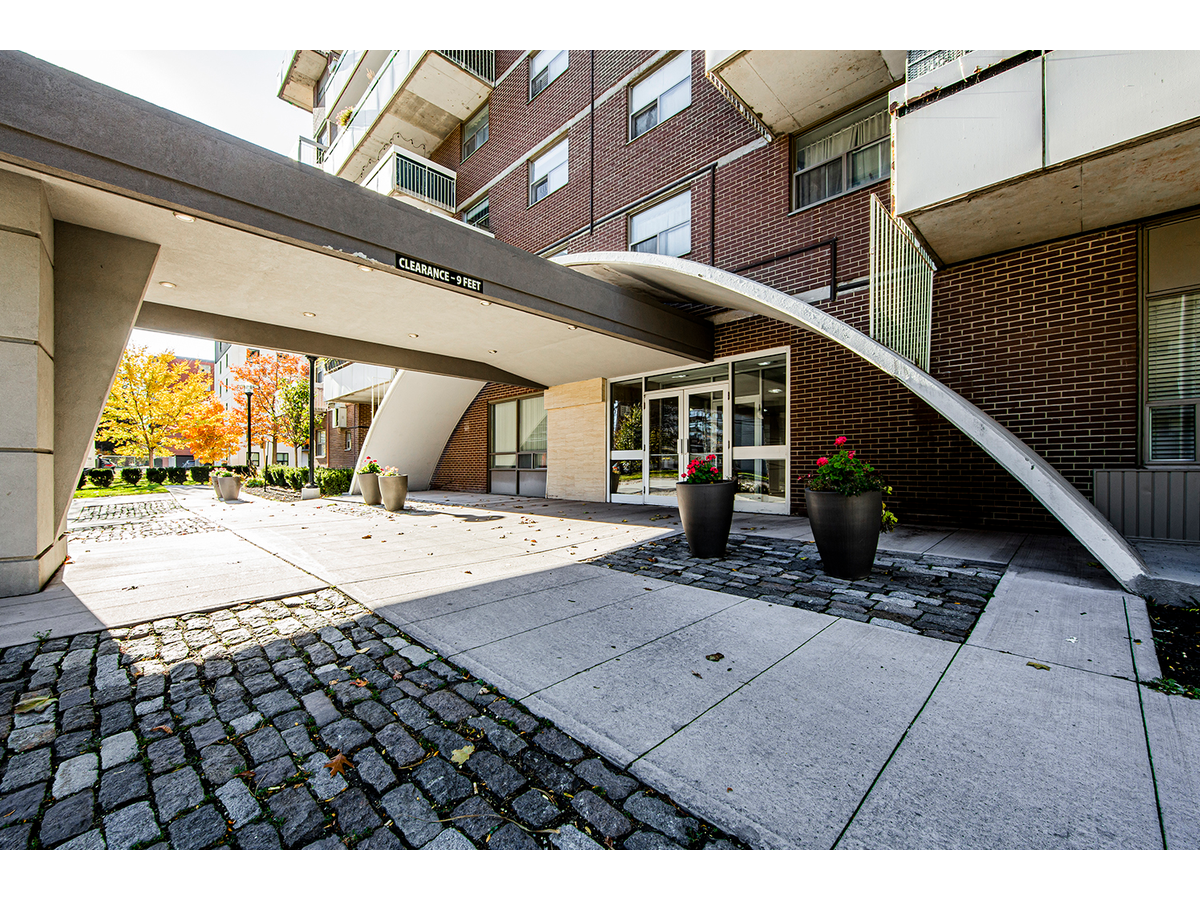 70 Park Street East - Photo 20