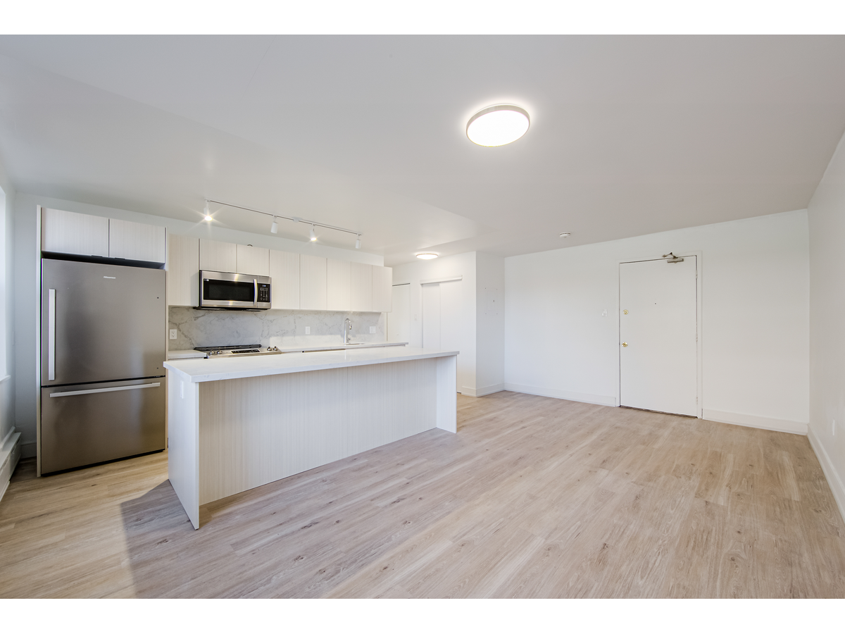 111 Cosburn Avenue - Photo 10