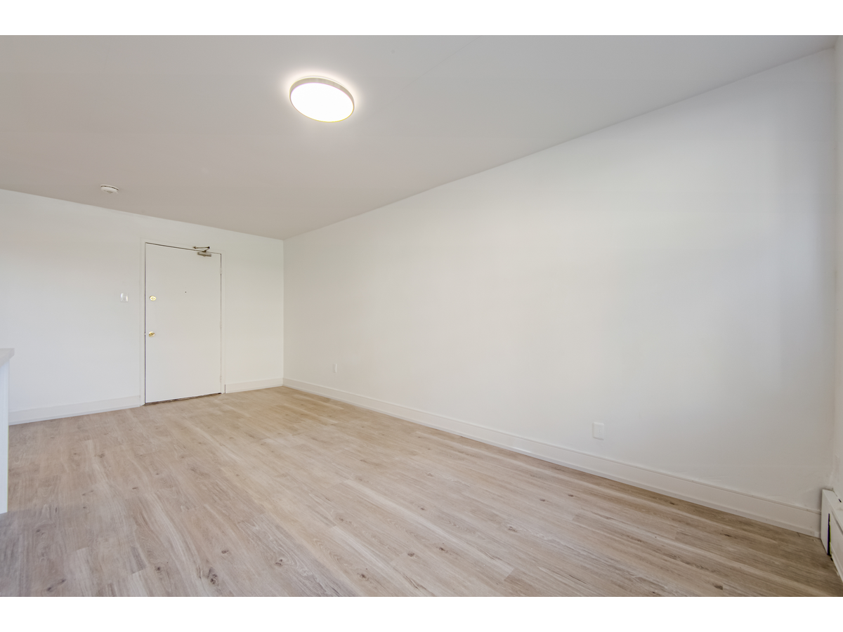111 Cosburn Avenue - Photo 13