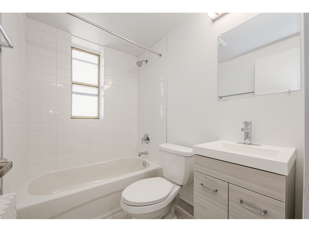 111 Cosburn Avenue - Photo 15