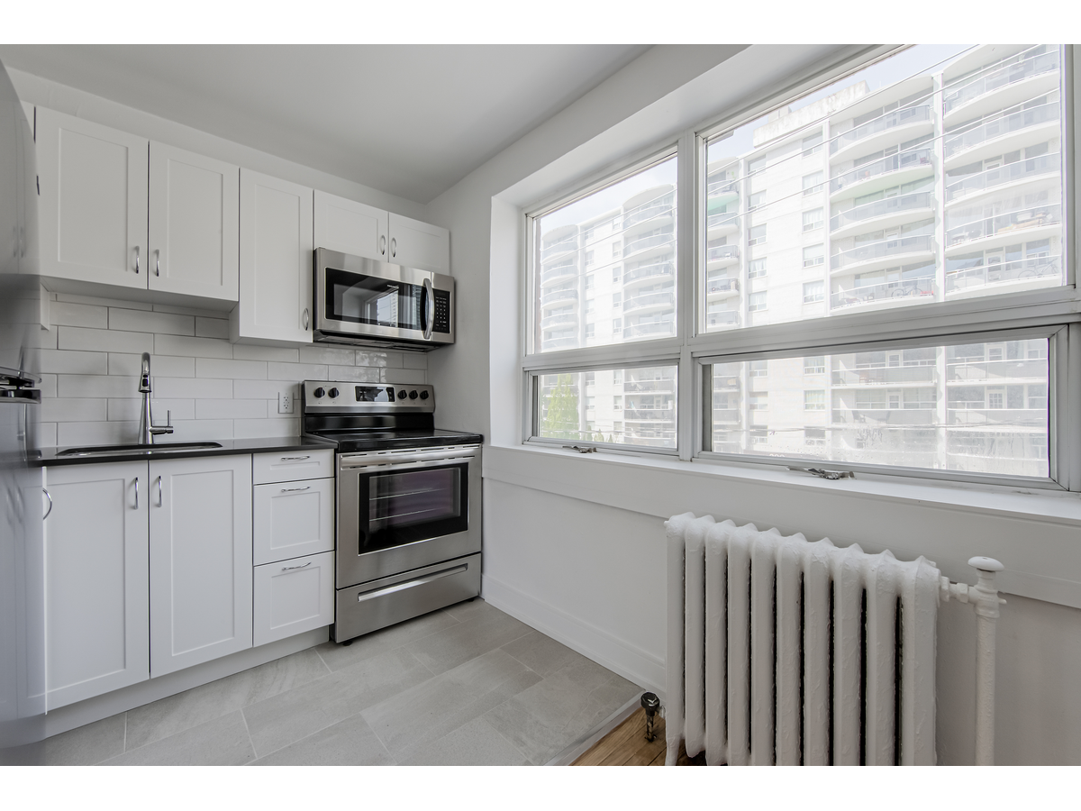 391 Sherbourne Street - Photo 6