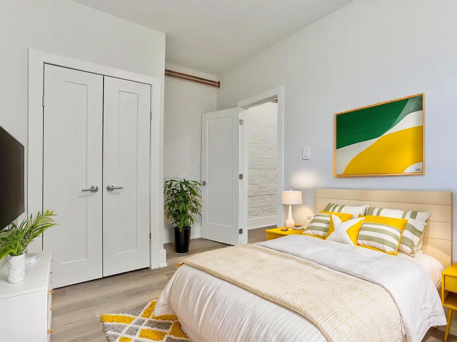 915 St Clair Avenue West - Photo 5