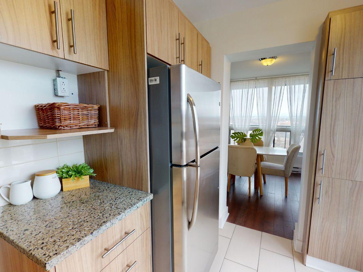5999 Monkland - Photo 5