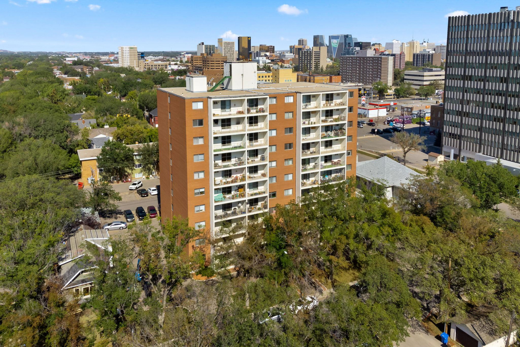 Legacy Tower - Photo 90