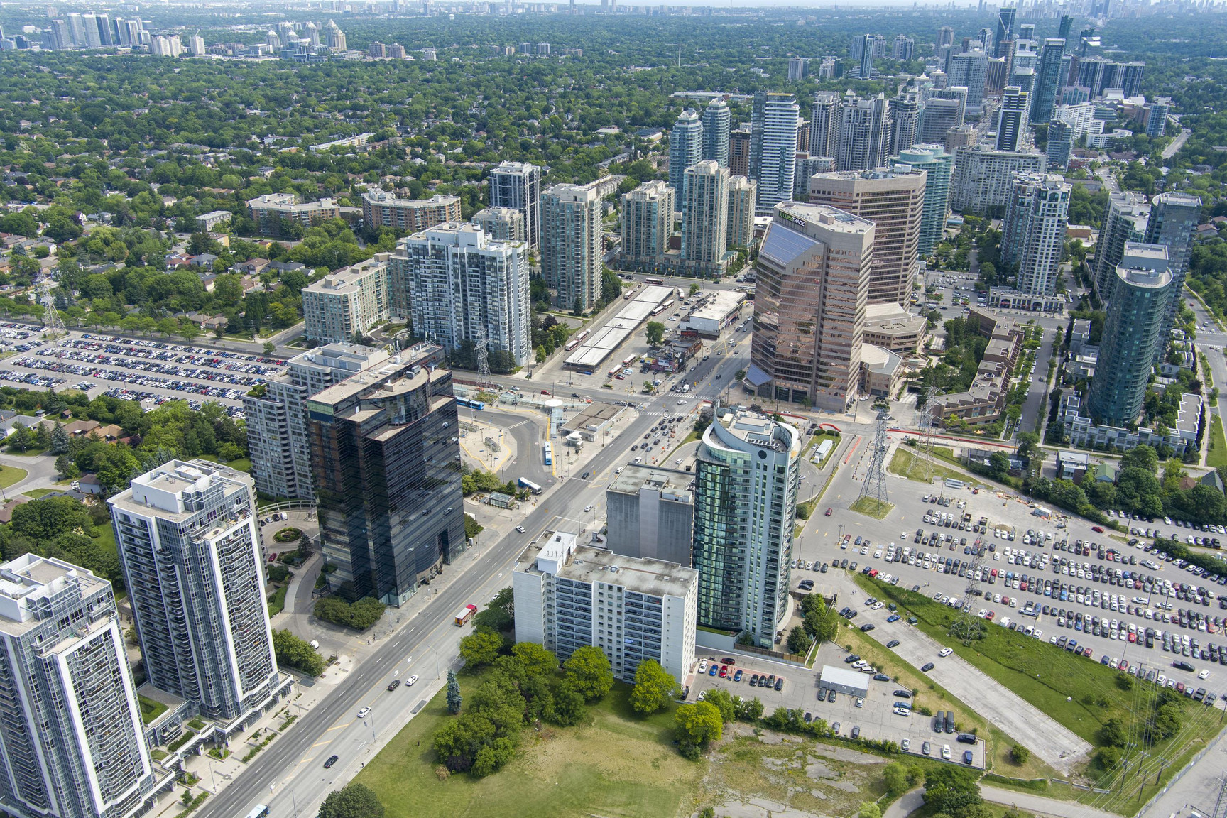 Yonge Apartments 5754 - Photo 6