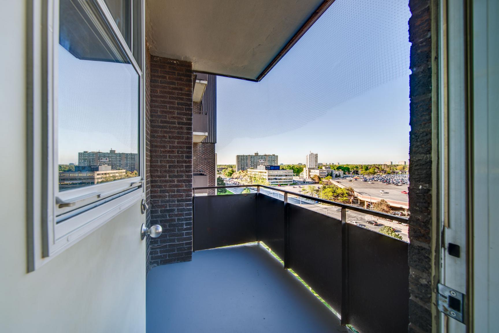 2600 Don Mills - Hunters Lodge - Photo 36