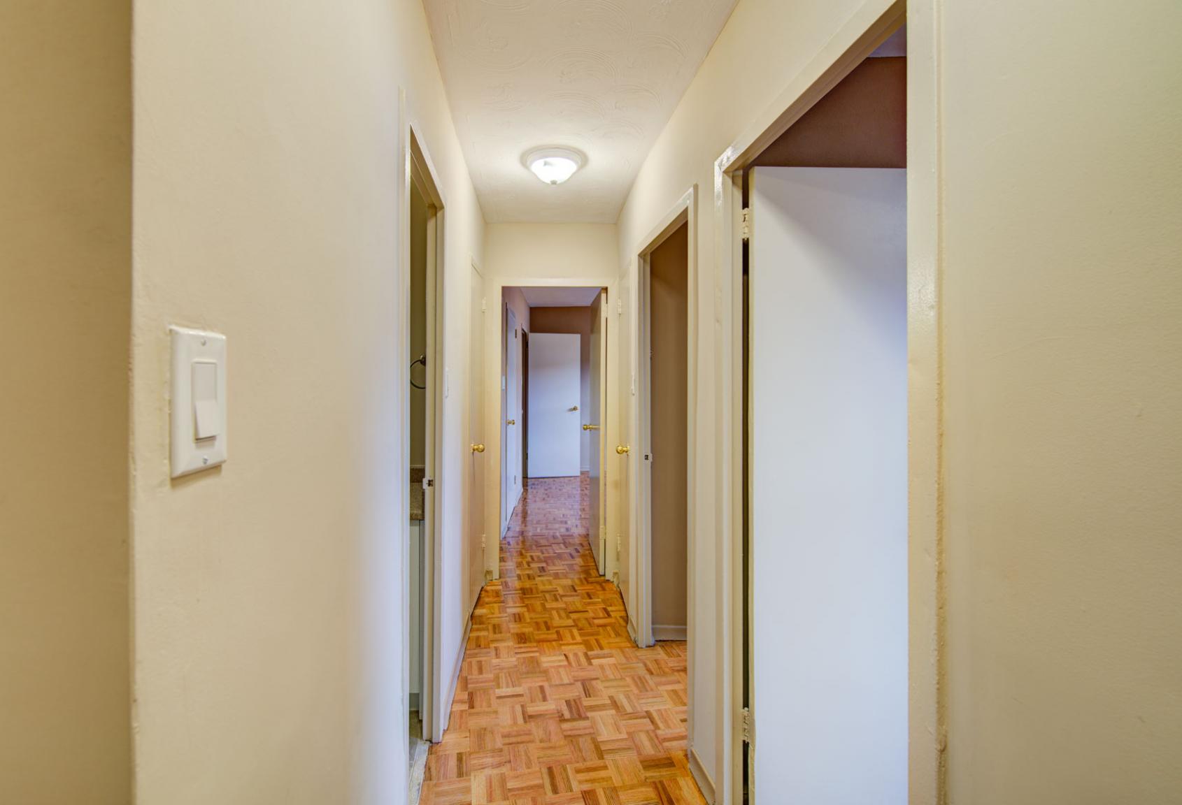 Bristol Arms Apartments - Photo 16