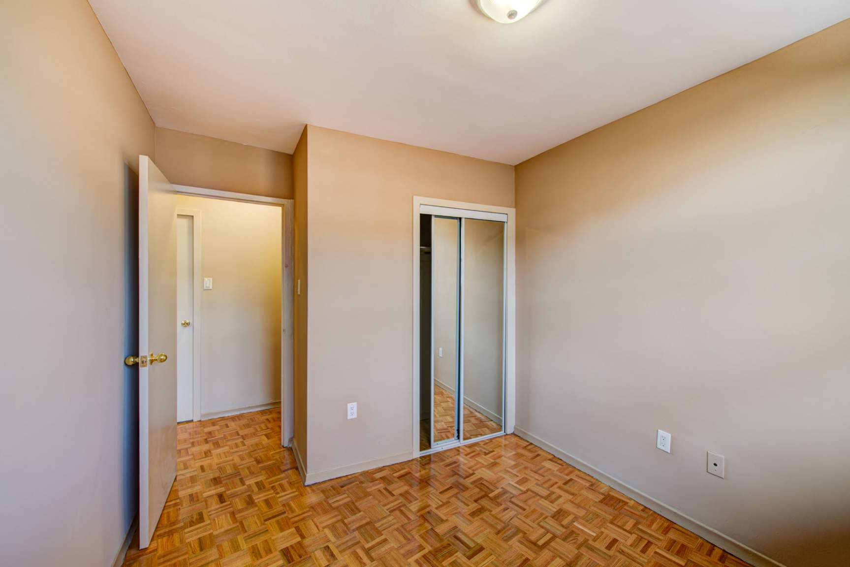 Linwood Apartments - Photo 27