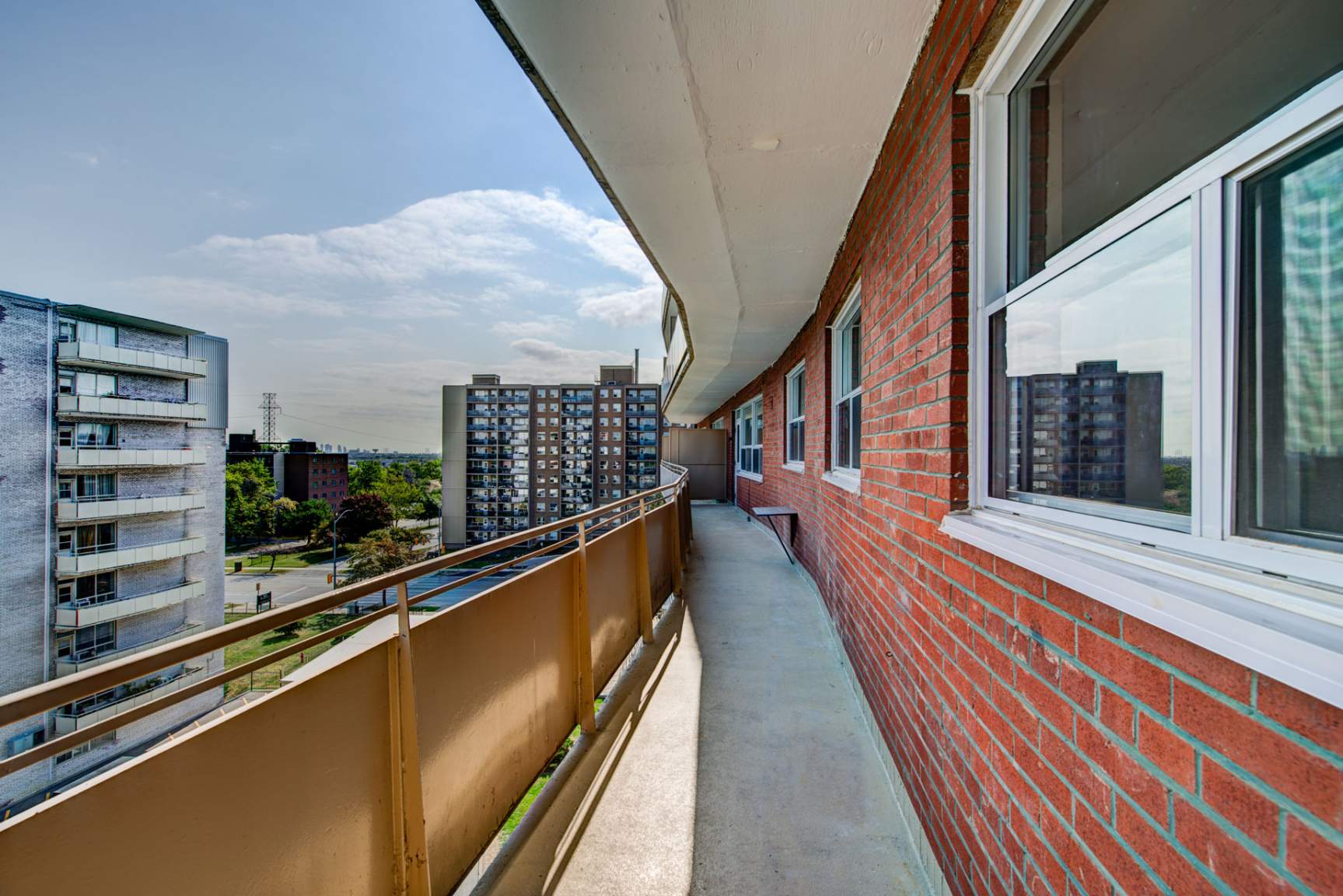 Linwood Apartments - Photo 10