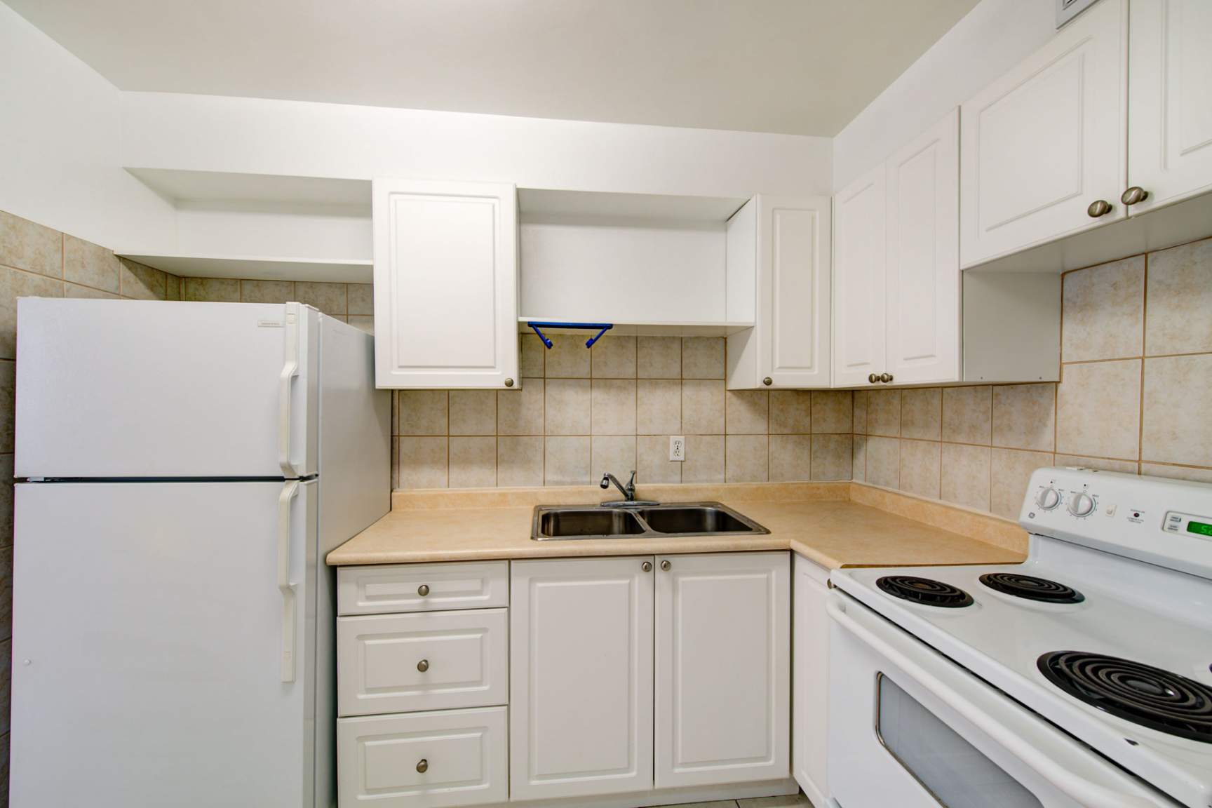 Redpath Tower - Yonge and Eglinton - Photo 20