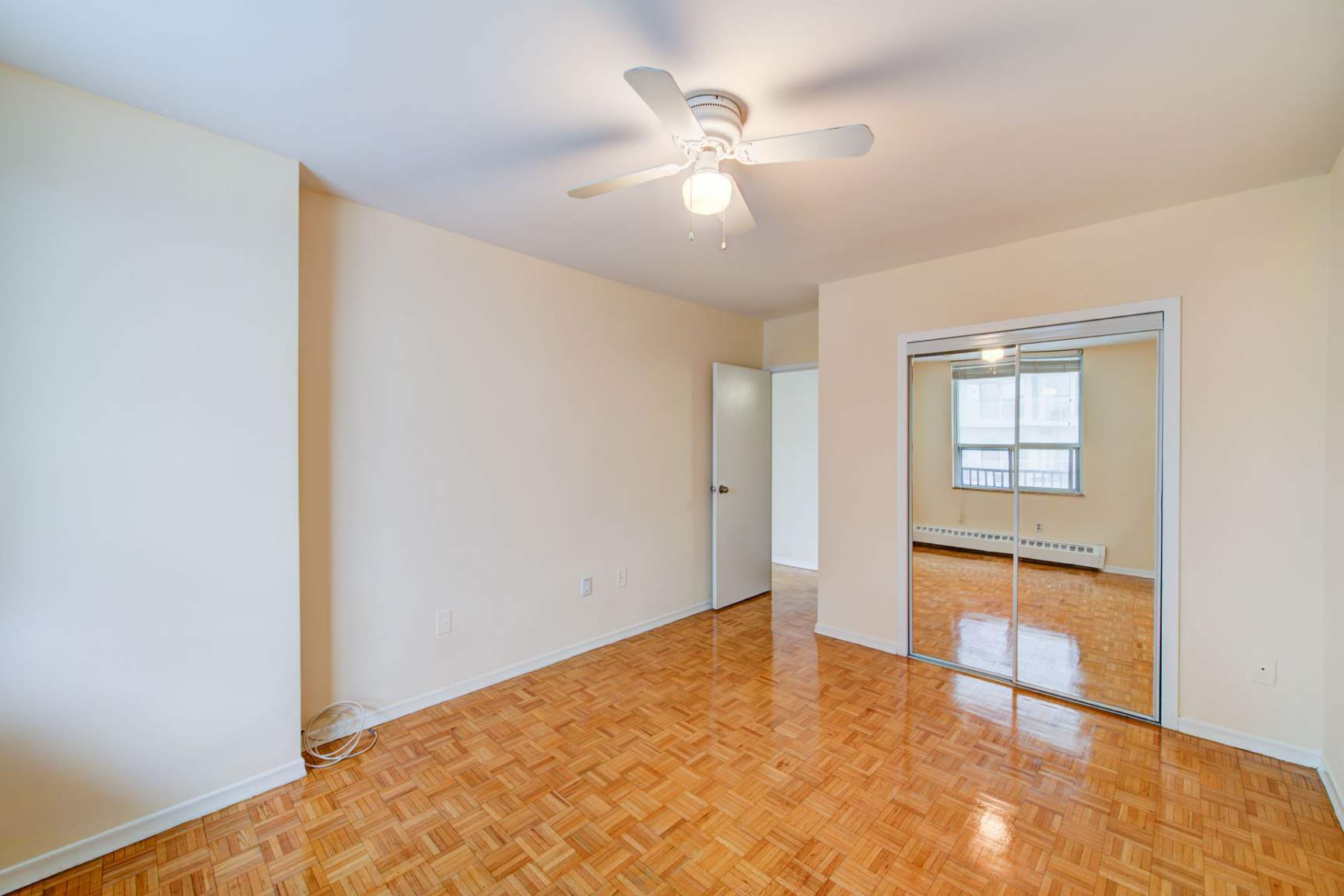 Redpath Tower - Yonge and Eglinton - Photo 21