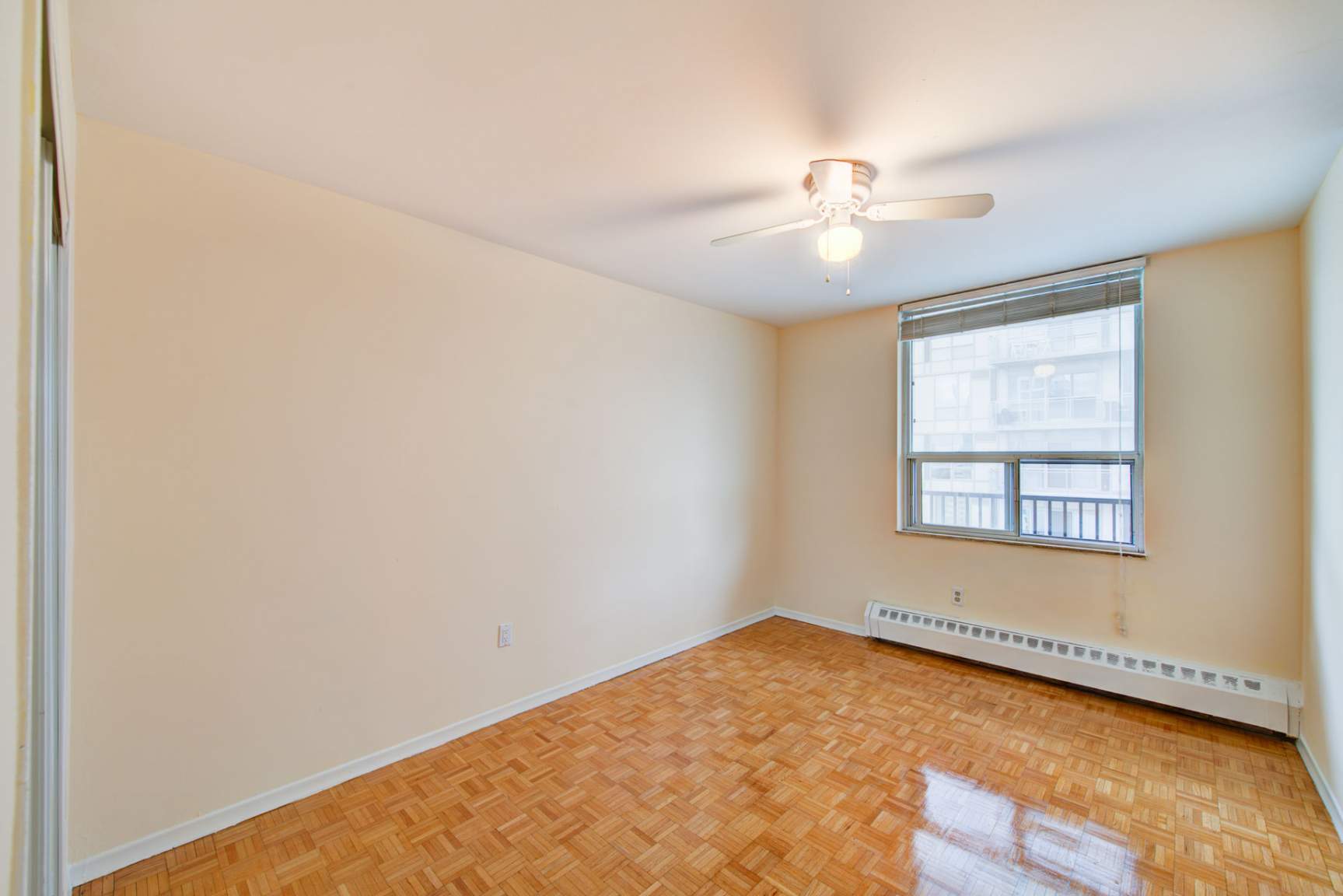 Redpath Tower - Yonge and Eglinton - Photo 22