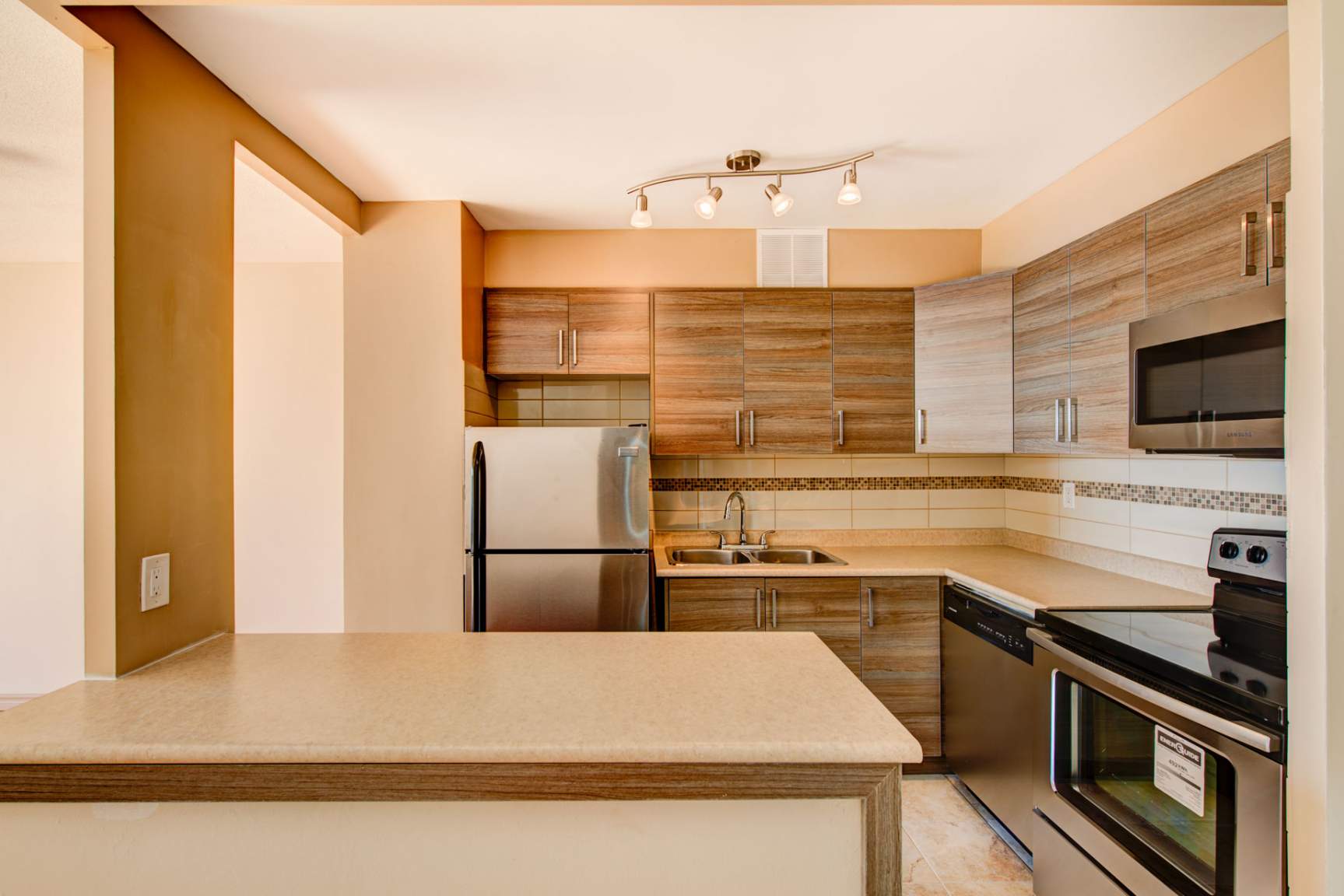 2600 Don Mills - Hunters Lodge - Photo 13