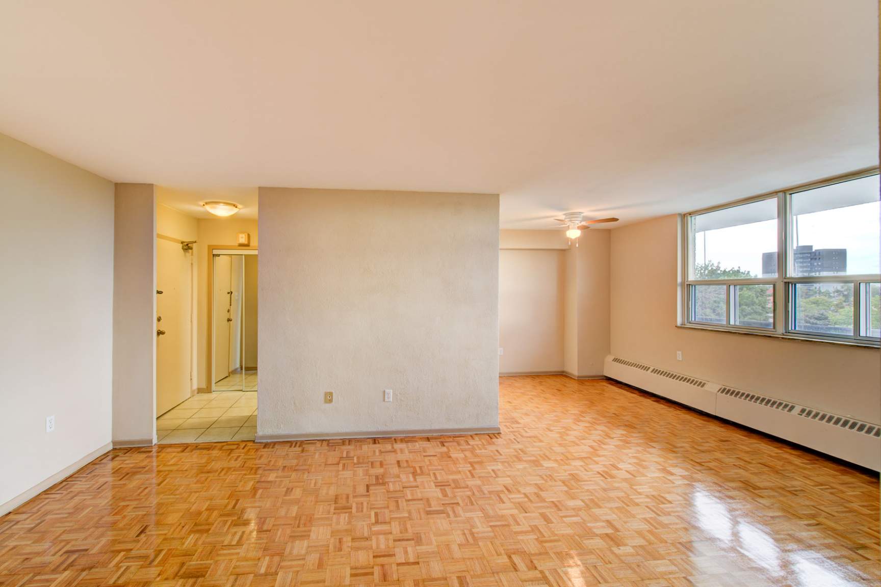 Embassy Apartments - Photo 19