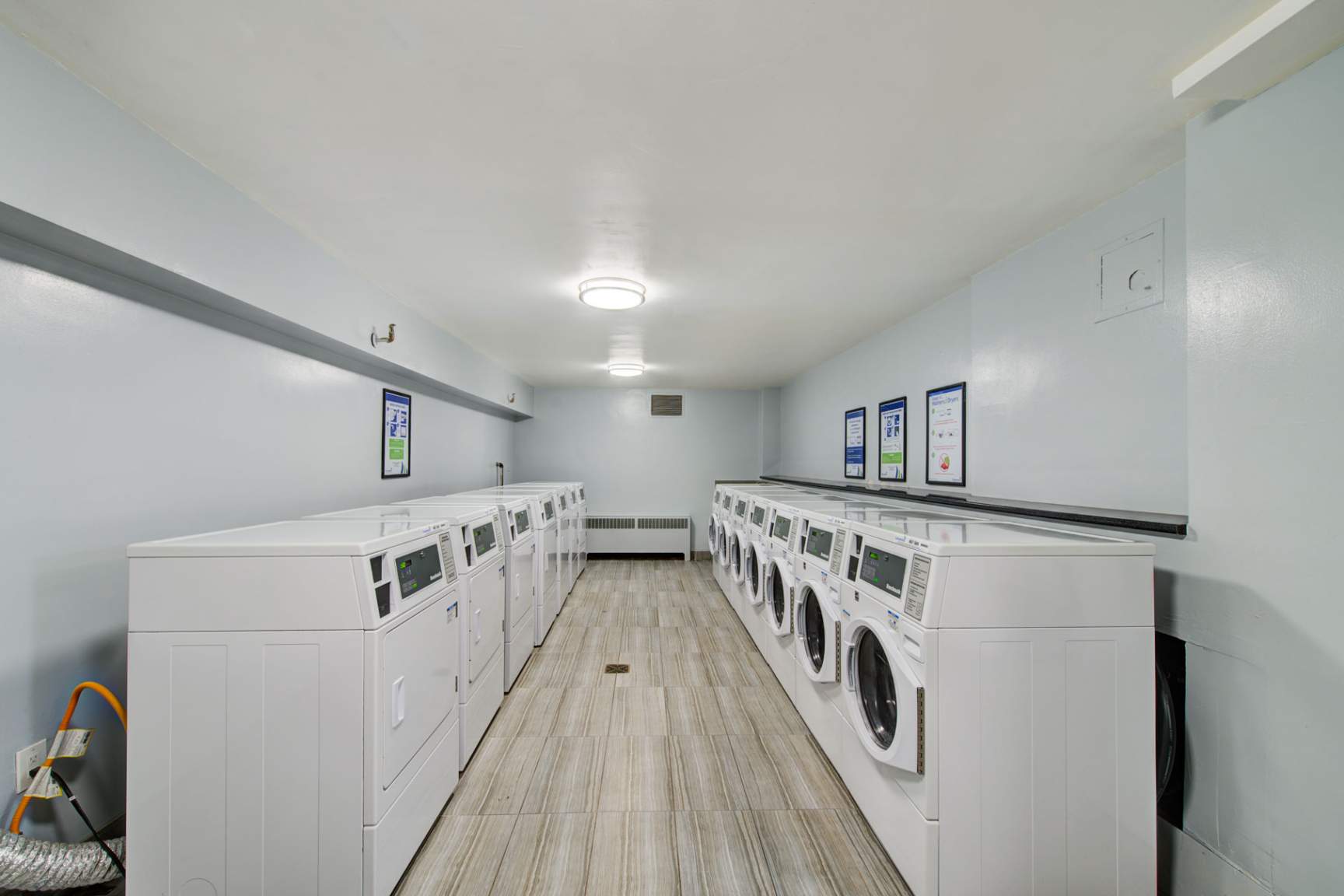Holly Tower - Yonge and Eglinton - Photo 19