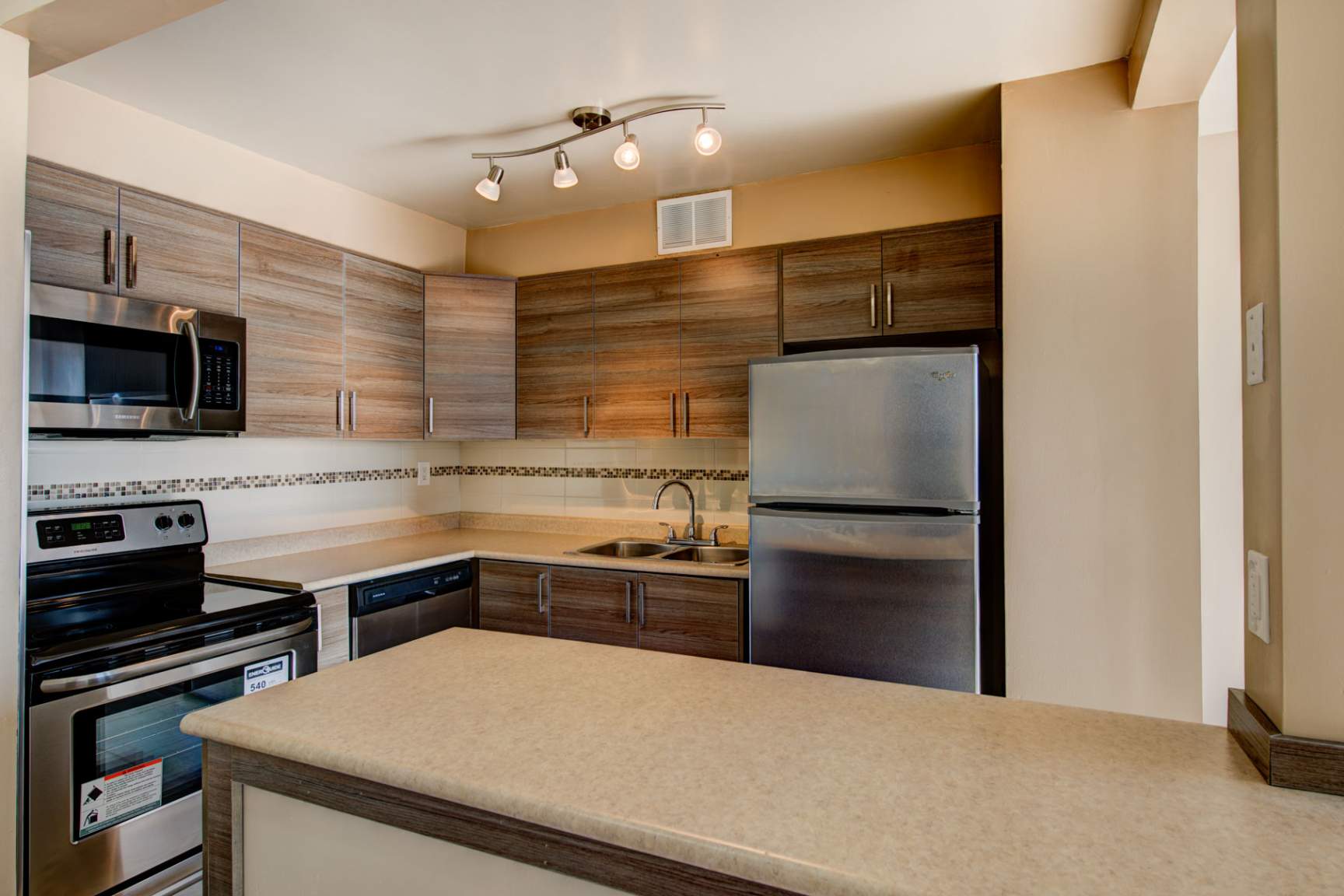 2600 Don Mills - Hunters Lodge - Photo 24