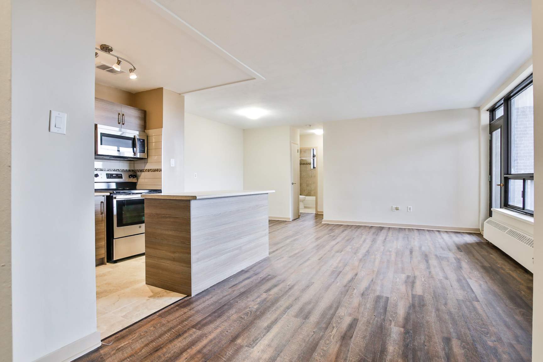 Linwood Apartments - Photo 11
