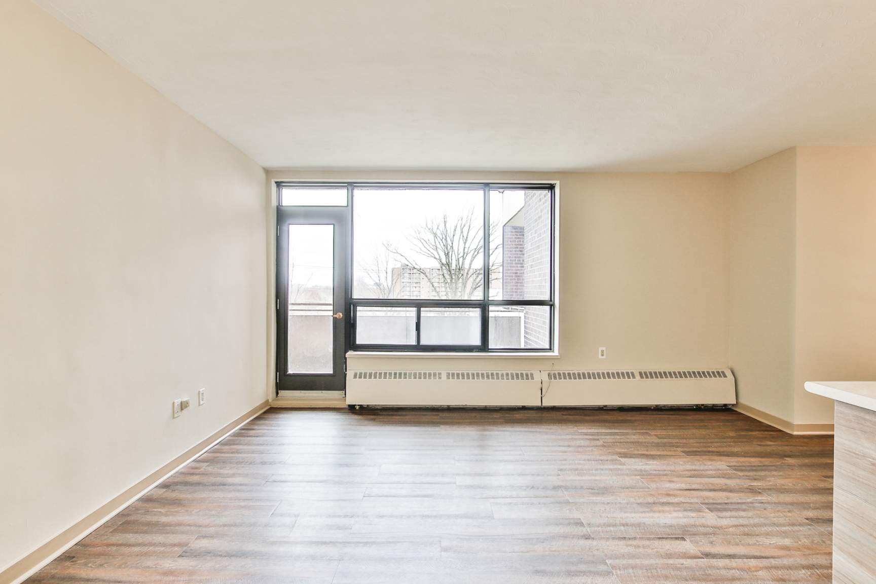 Linwood Apartments - Photo 12