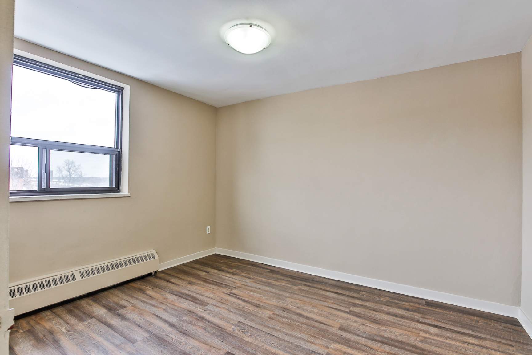 Linwood Apartments - Photo 16