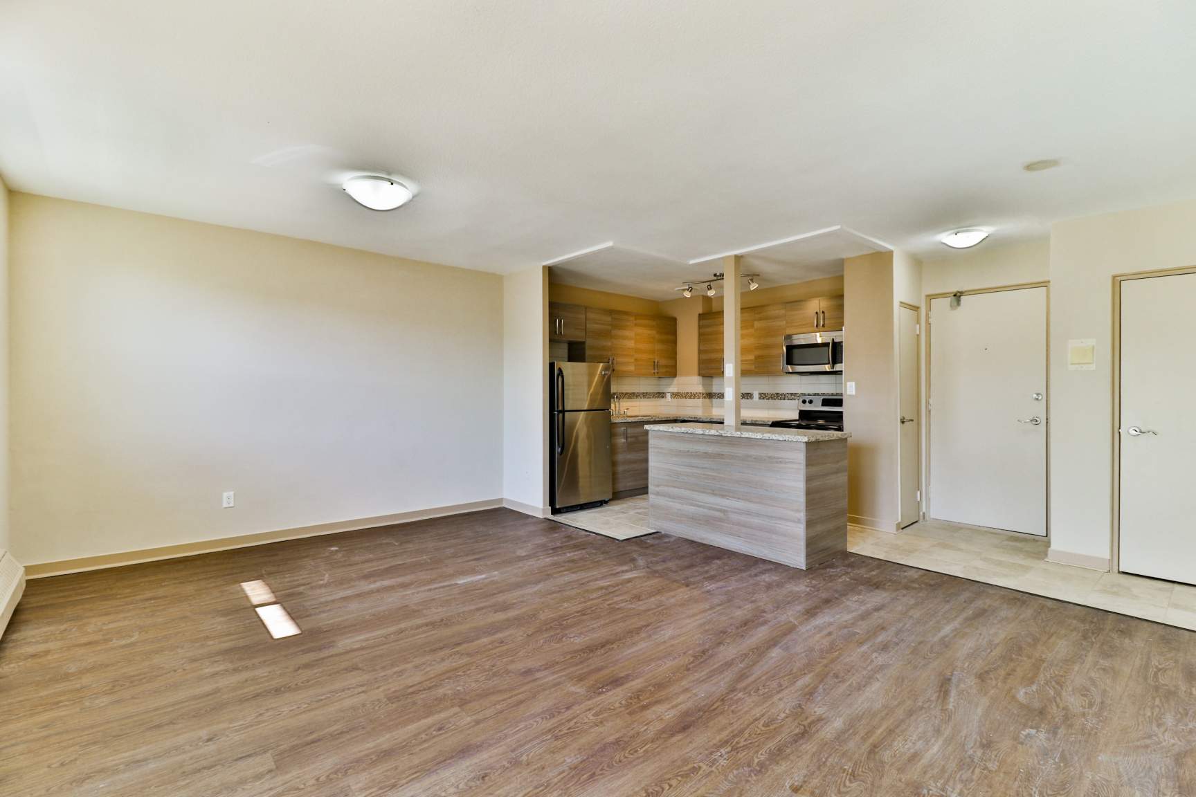 Lake Promenade Community - 220 Lake Promenade - Photo 16