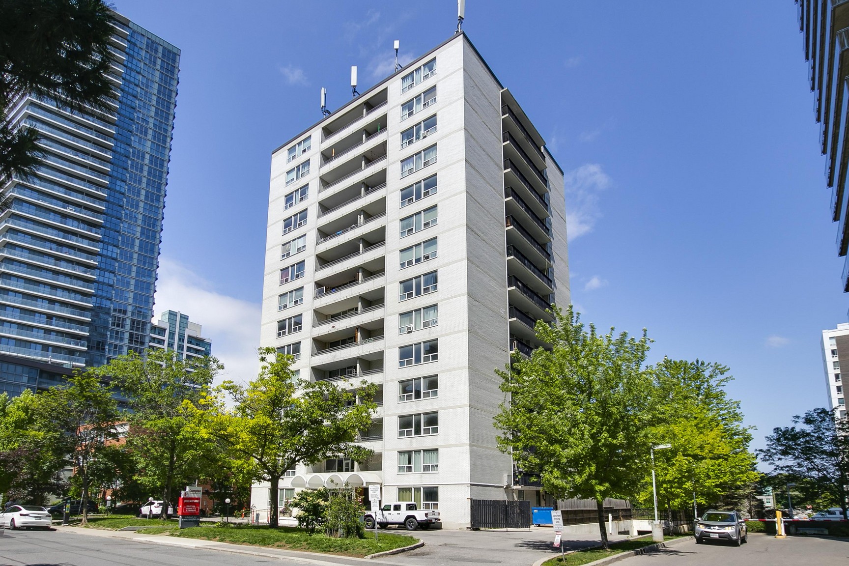 Redpath Tower - Yonge and Eglinton - Photo 26