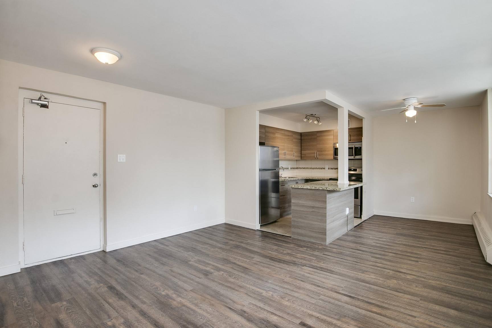 Redpath Tower - Yonge and Eglinton - Photo 6